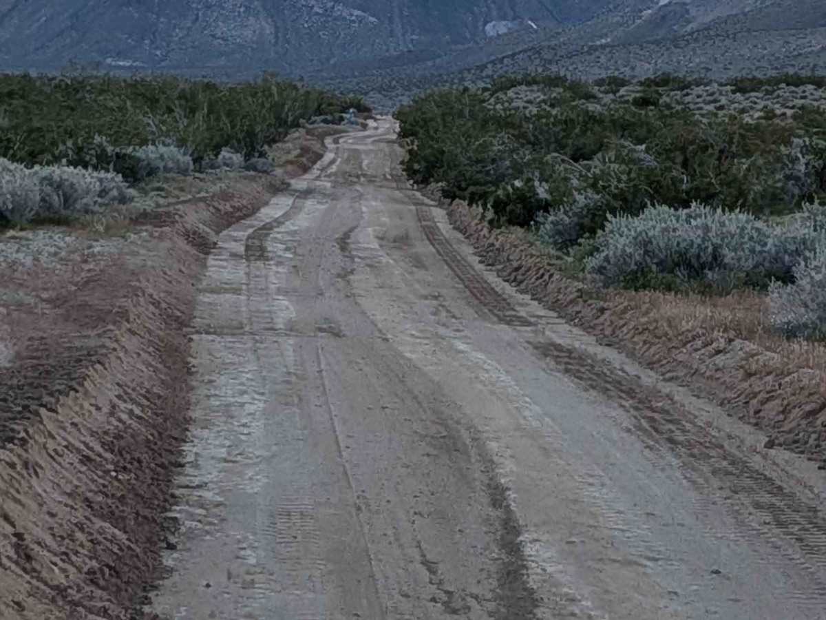Aqueduct Service Road Deadfoot Canyon photo 2