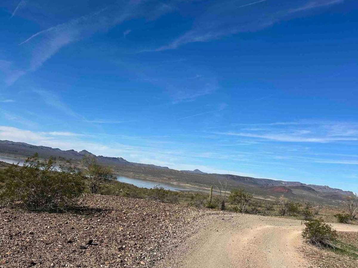 Hill Lake View photo 5