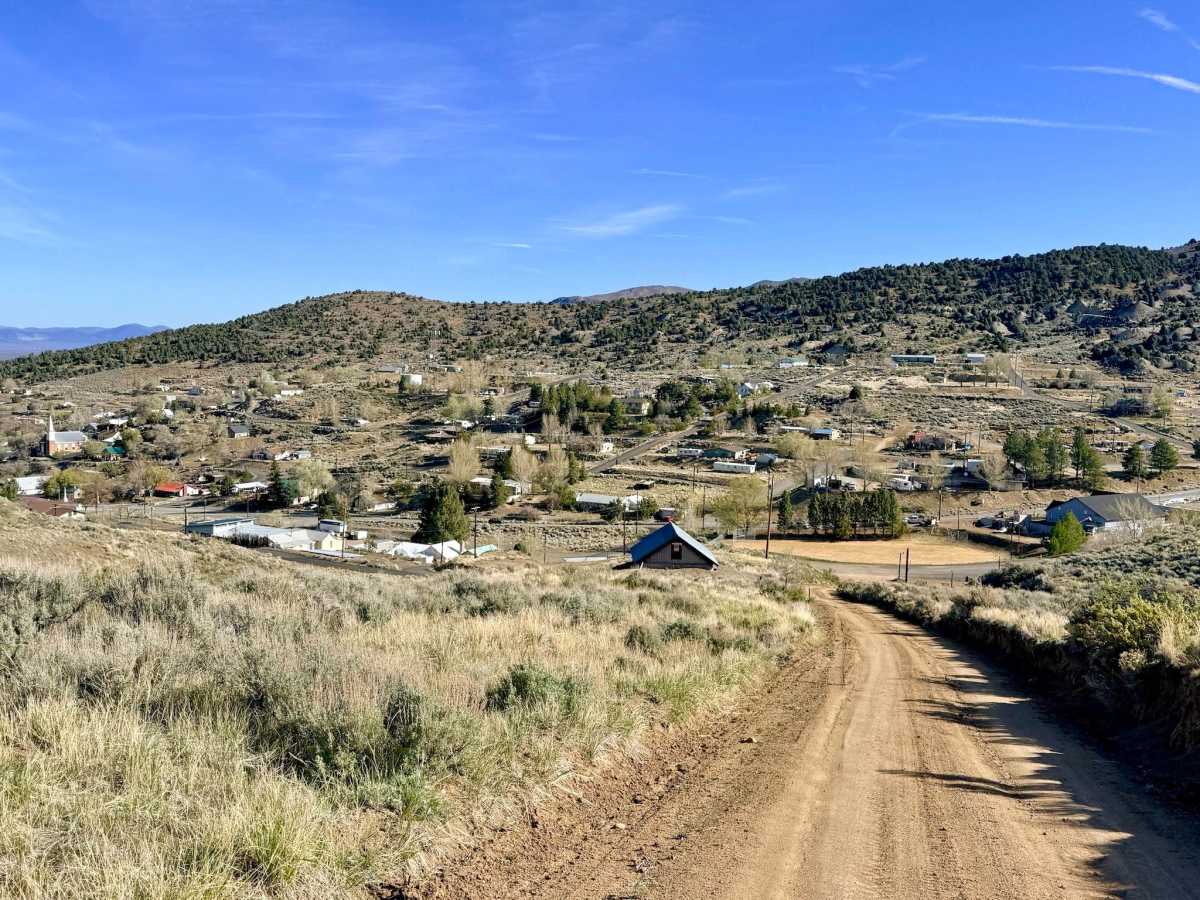 A Mountain - FS 43240 trail photo