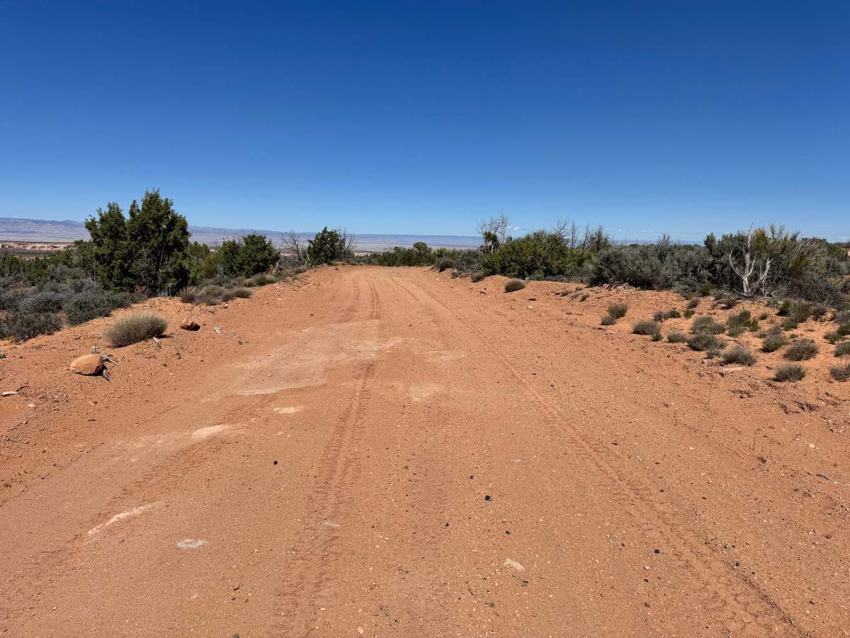 Highlands Road photo 3