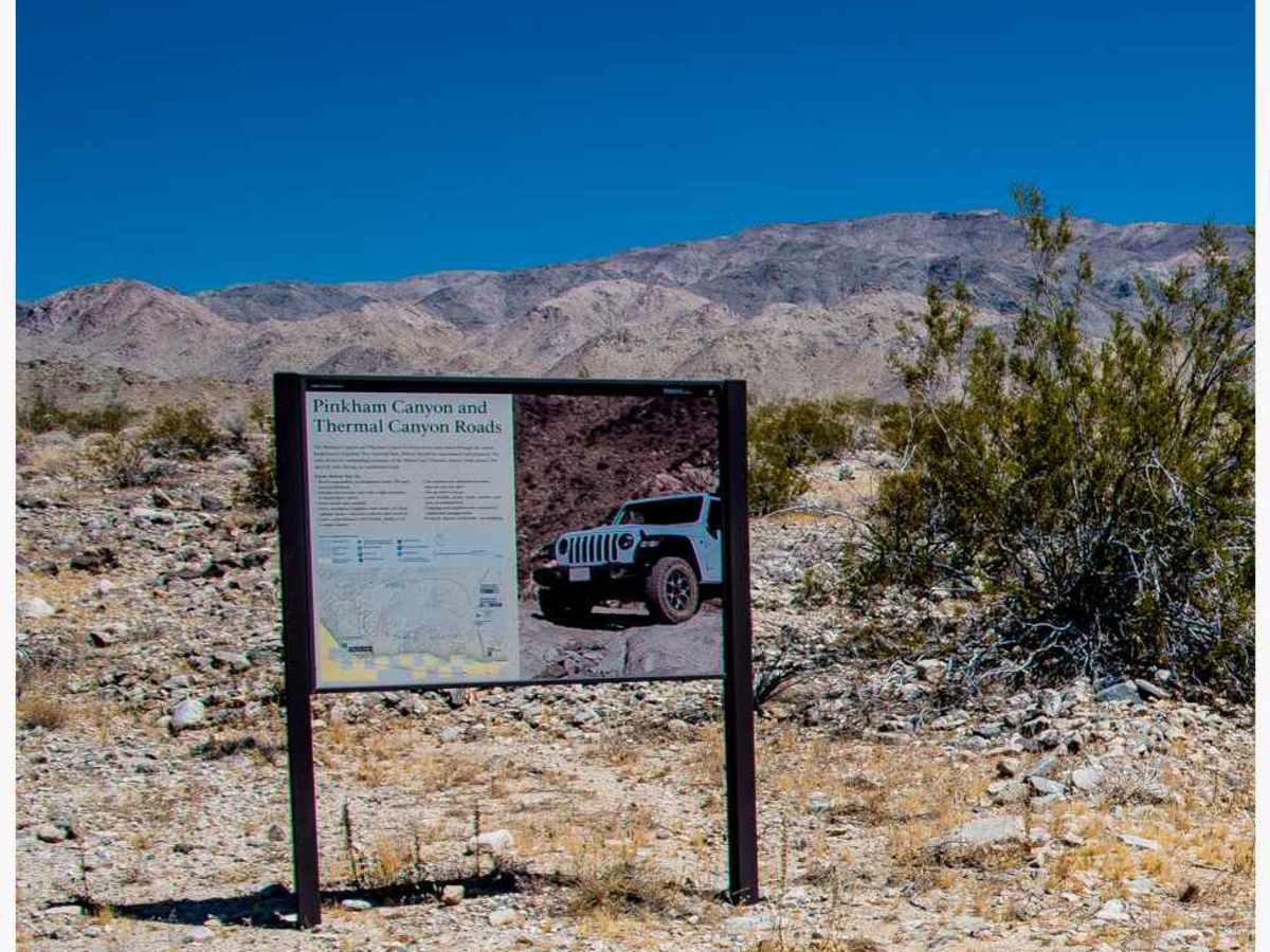 Lower Pinkham Canyon photo 2