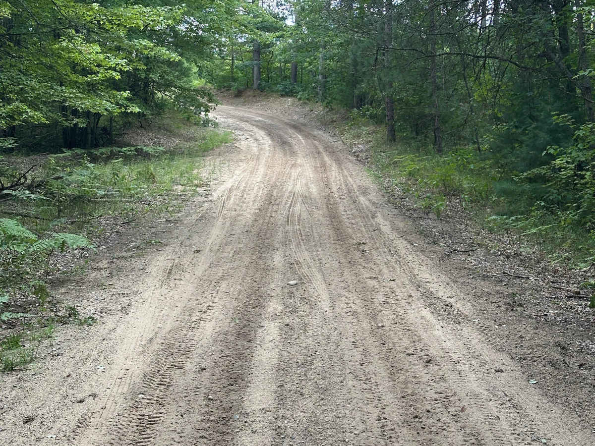 East Cavanaugh Road photo 2