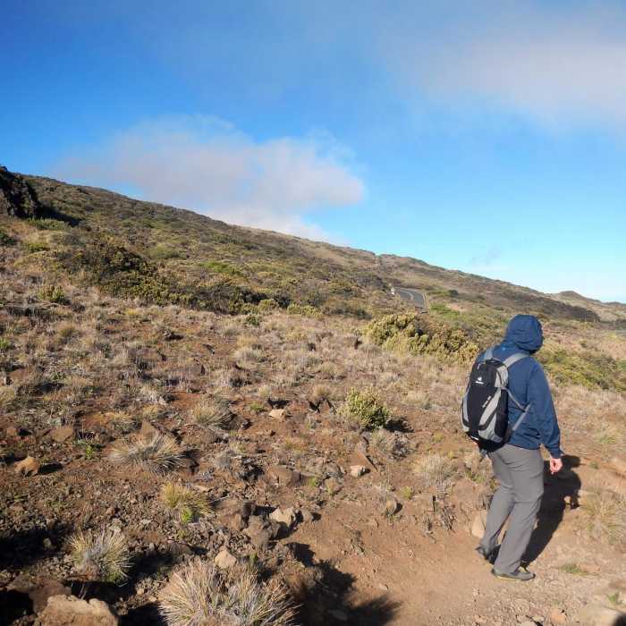 Near Leleiwi Overlook