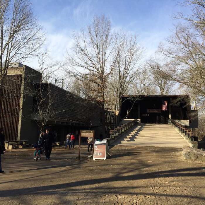 Great Falls Park Visitor Center Near Riverbend--Great Falls Loop