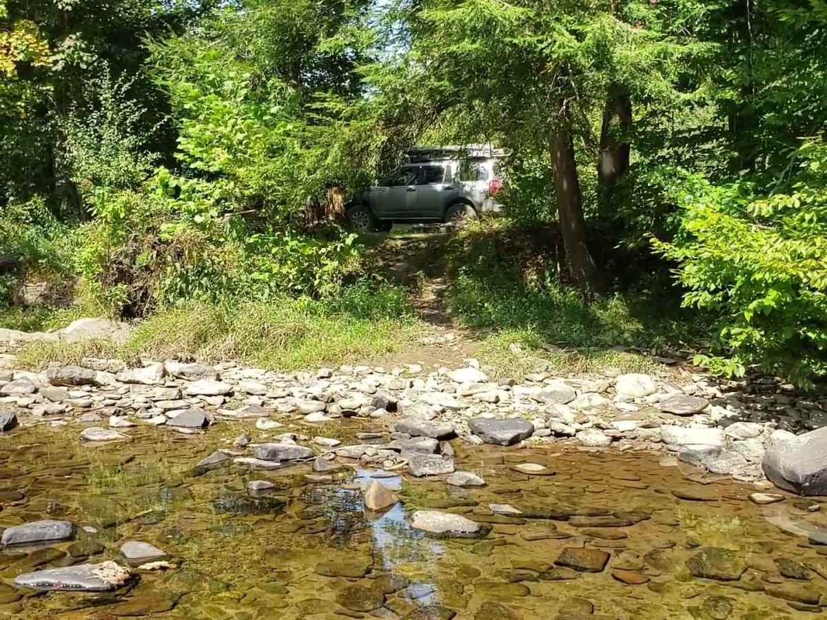 River Road trail photo