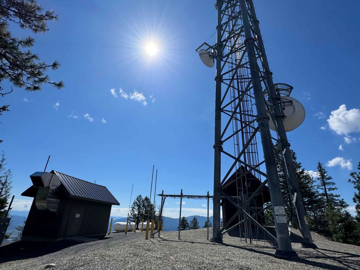 Radio Tower - FS 9500-585 trail photo