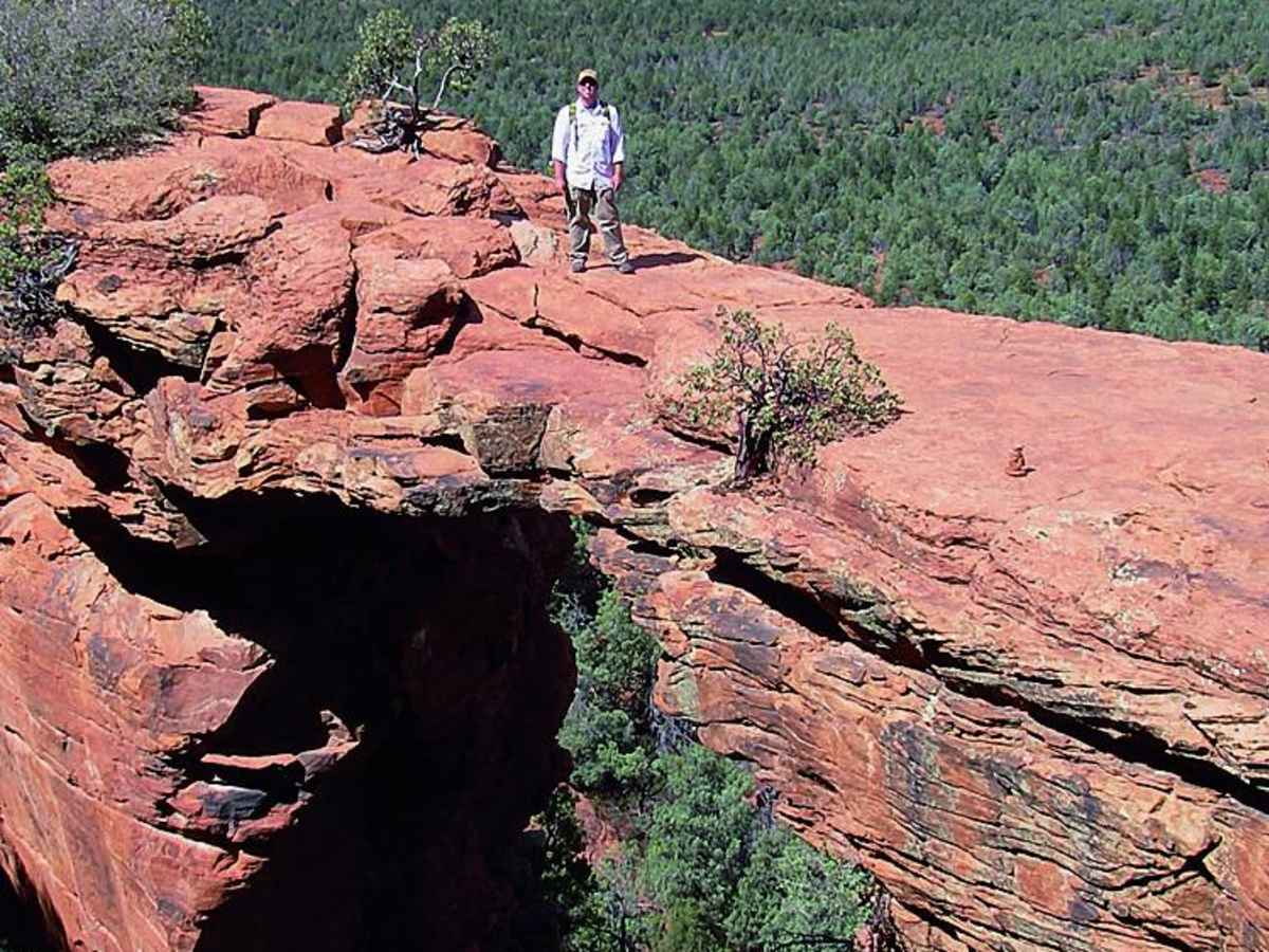 Devil's Bridge, Van Deren Cabin trail photo