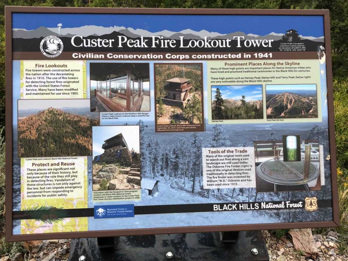 Custer Peak Fire Lookout photo 3