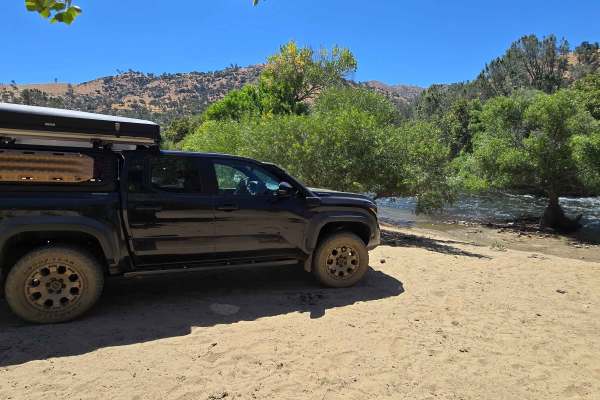 Kern River Getaway - 27S30