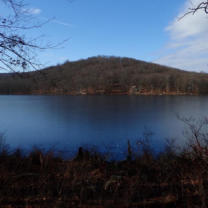 Near Black Mountain and Silvermine Lake loop