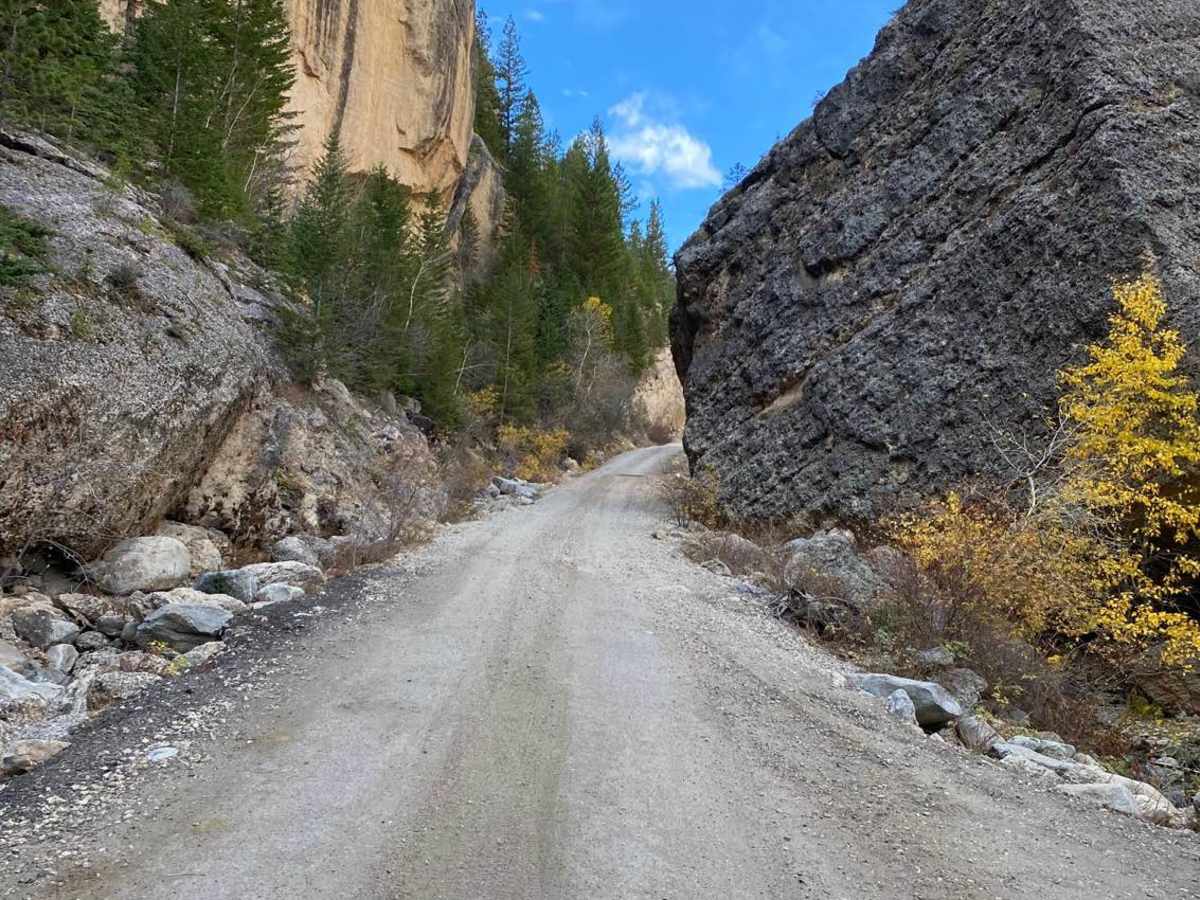 Crazy Woman Canyon Road trail photo