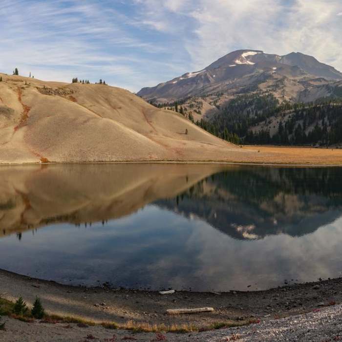 Near Three Sisters Loop