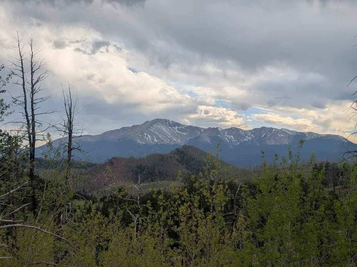 Ormes Peak Road photo 5