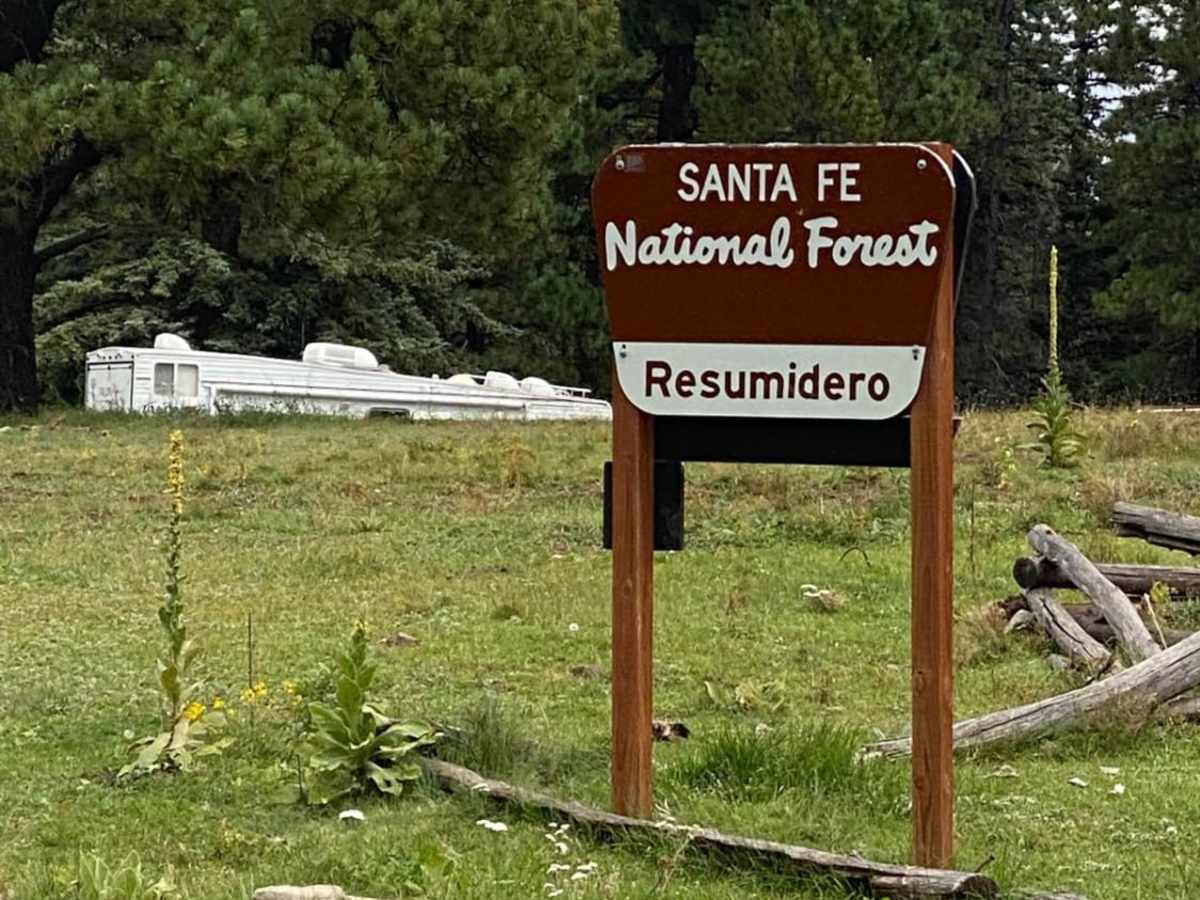 Resumidero Meadow Camping trail photo