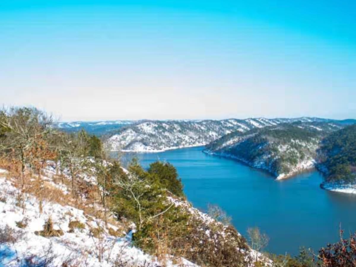 Holly Mountain Trail photo 6