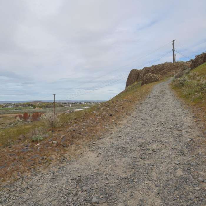Near Hermiston Butte