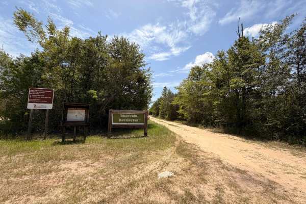 Buck Island Boat Ramp Trail