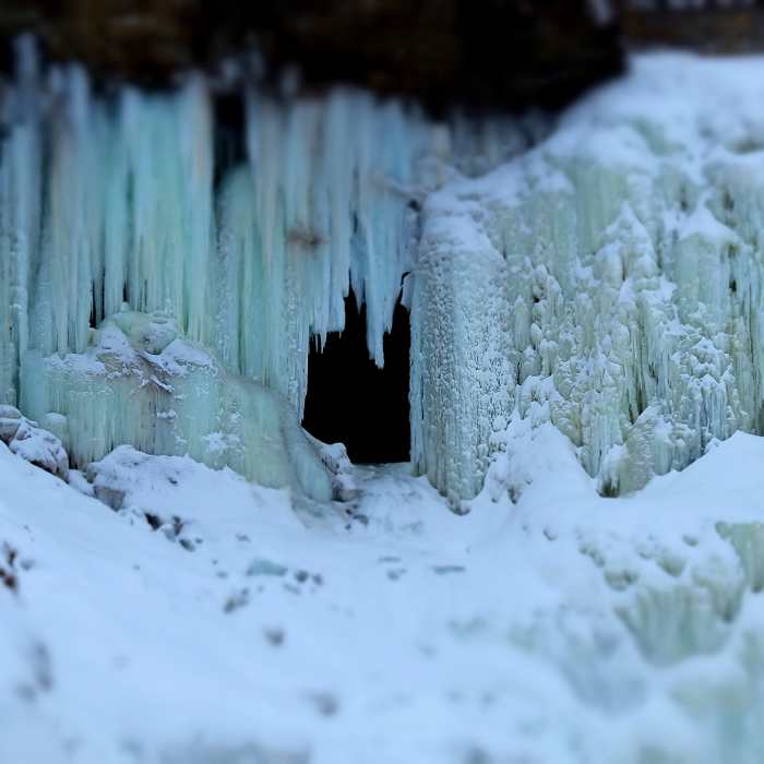 Frozen Minnehaha Falls Near Minnehaha Falls Regional Park