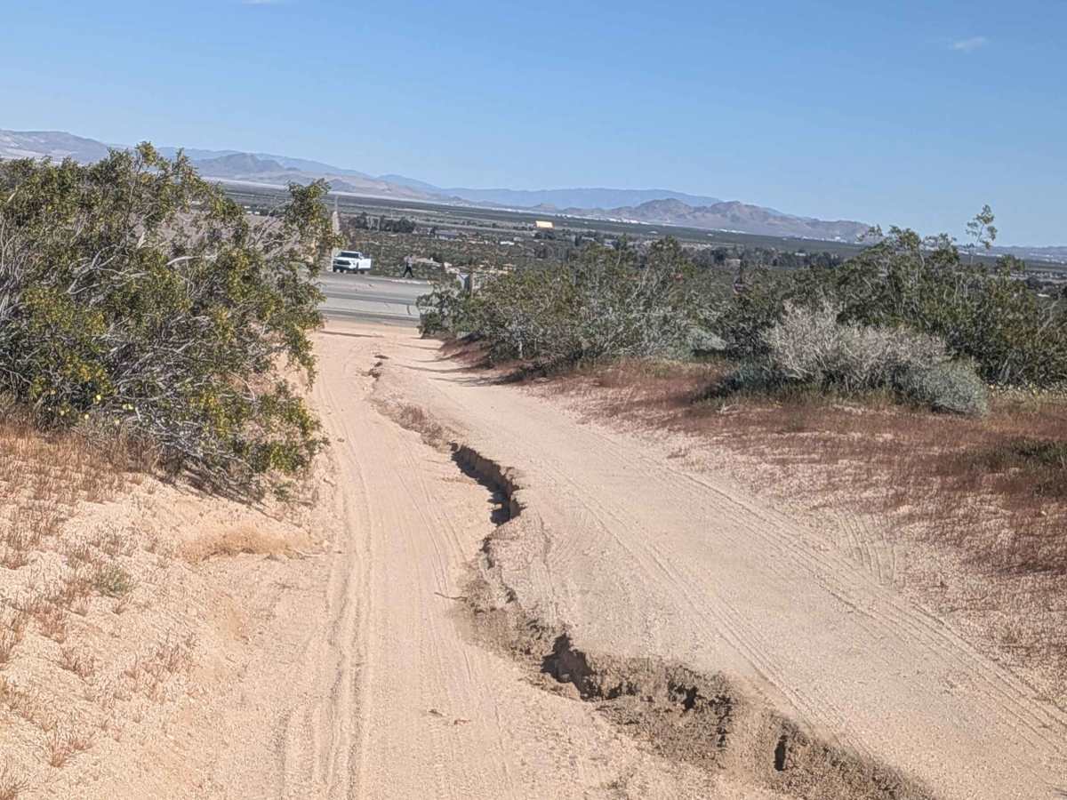 Leliter Road - BLM SE137 trail photo