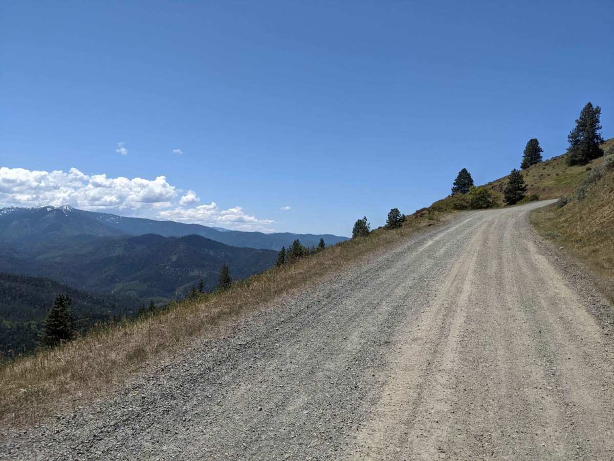 Anderson Butte Road trail photo