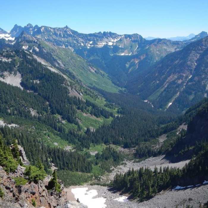 Near Pacific Crest Trail: Snoqualmie Region