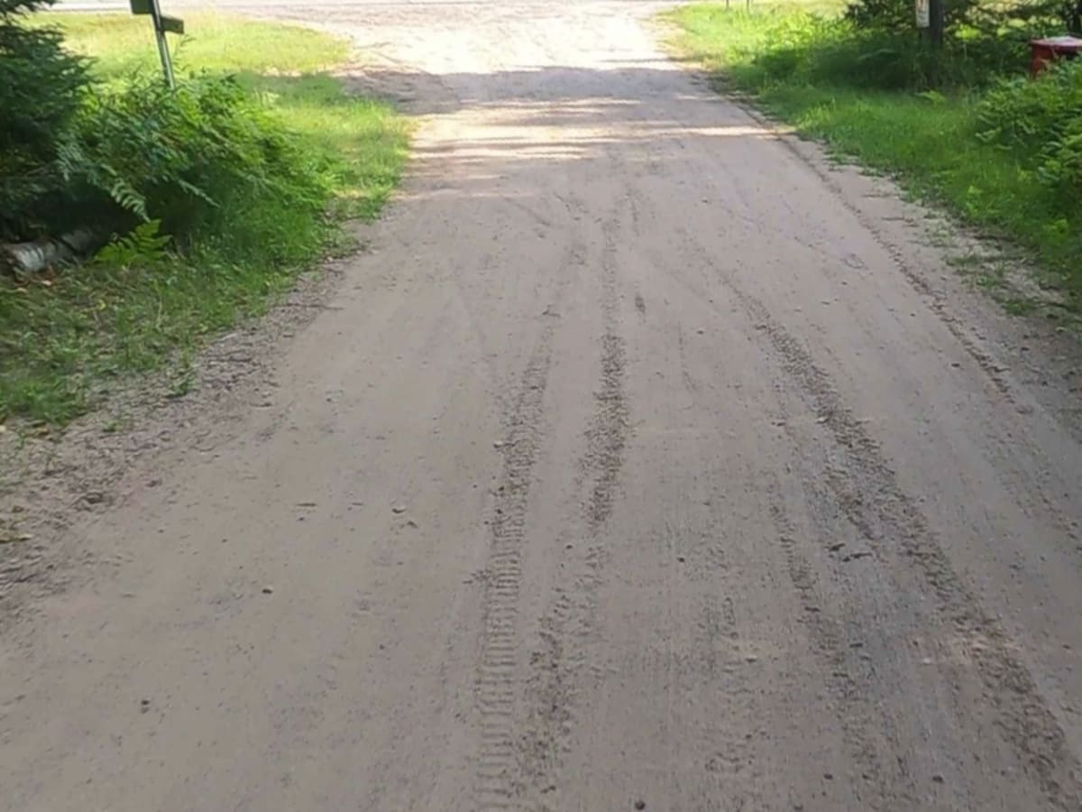 Sporley Lake Road photo 3