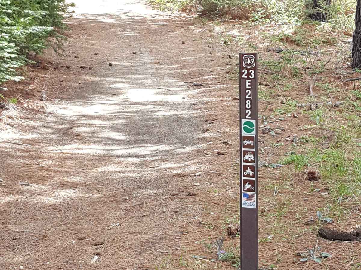 Peckin - FS 23E232 trail photo