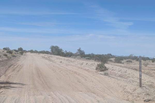 Ted Kipf Road SE - BLM 721