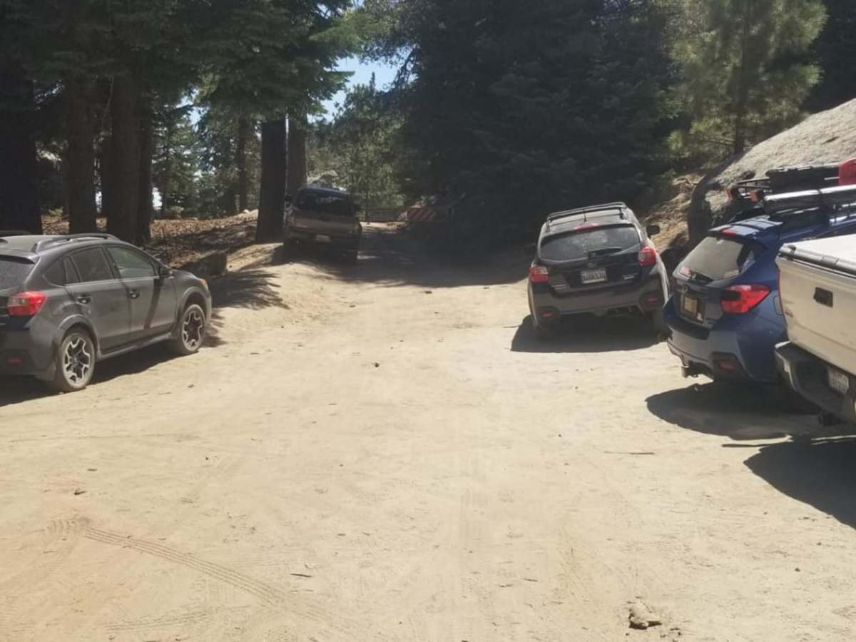 Black Mountain Road photo 6
