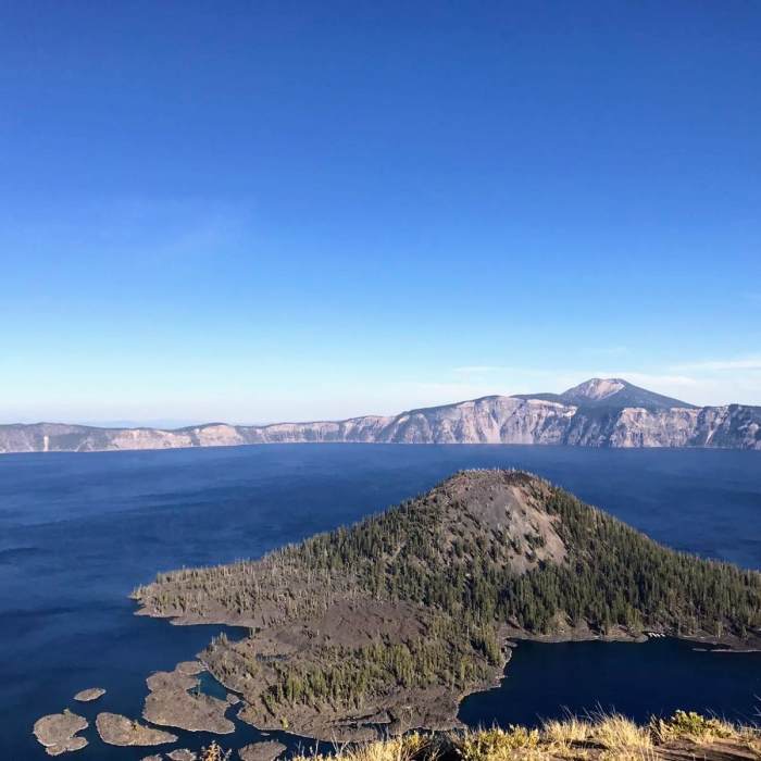 Near North Crater Lake Trailhead to Crater Lake Loop