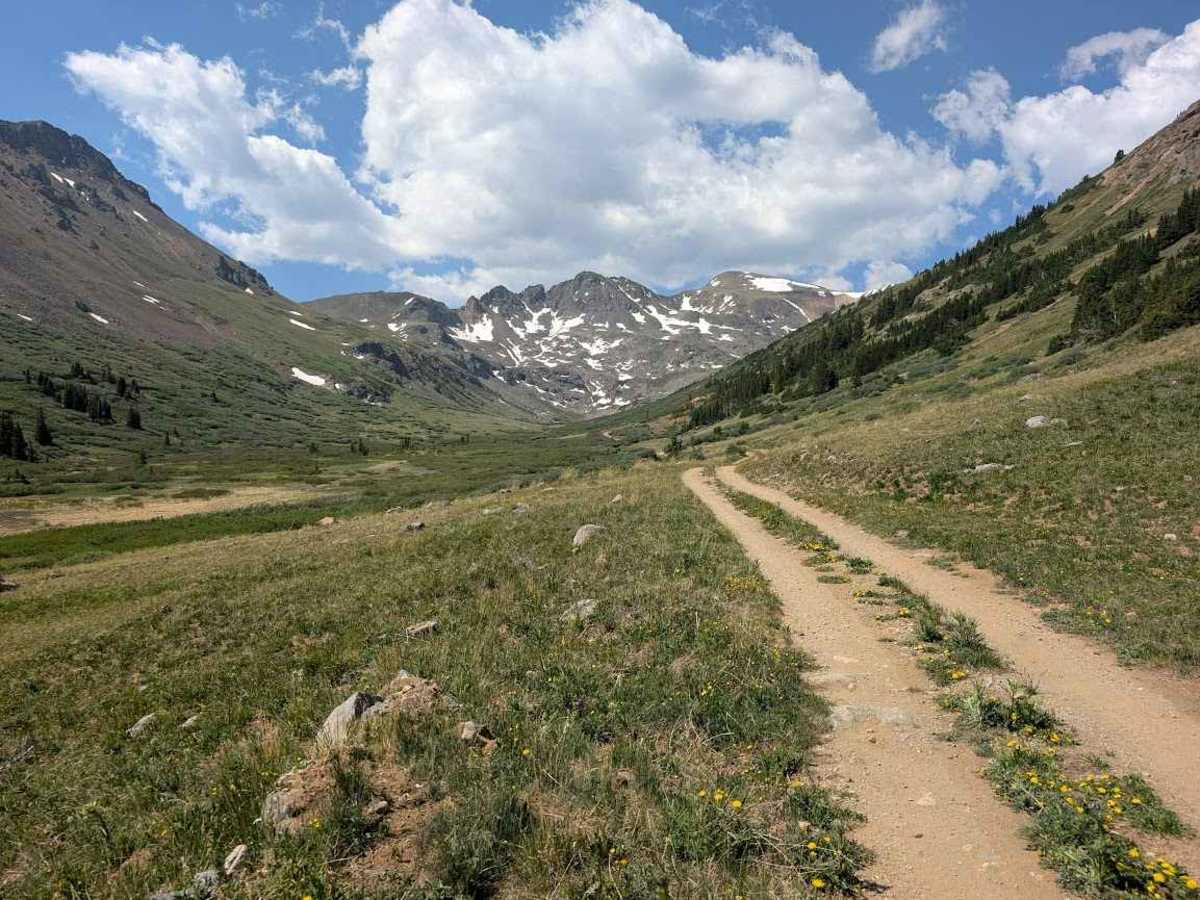 Peakaboo Gulch Road photo 4