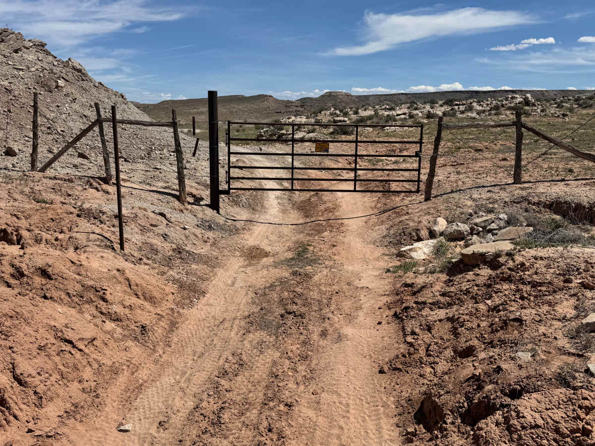 Ruby Ranch Road Spur trail photo