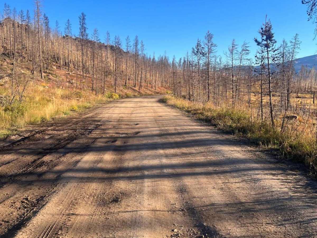 Kawuneeche Road photo 4