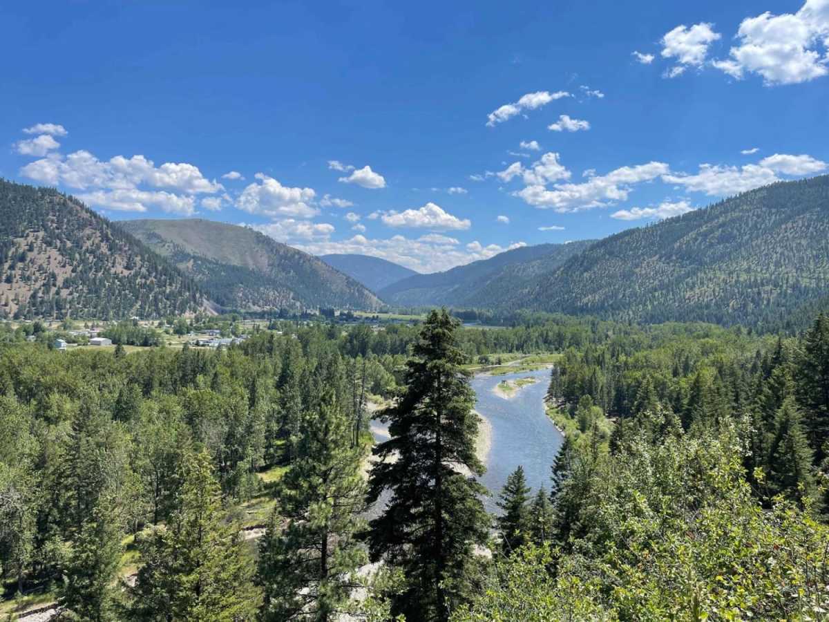 Verdy Moccasin Ridge trail photo