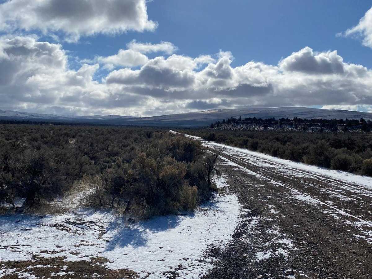 Cinder Butte Viewpoint trail photo