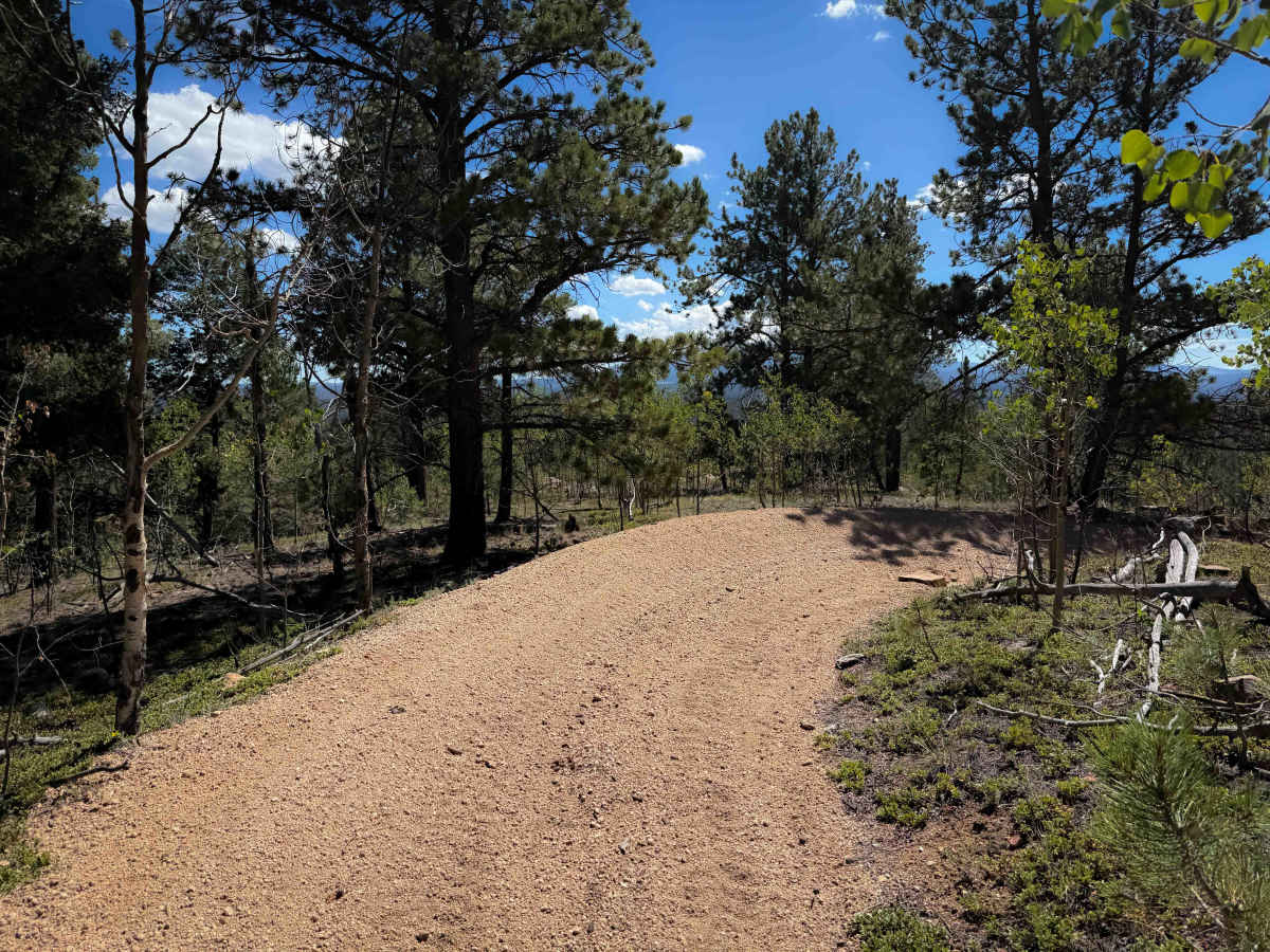 Hilltop Trail 733  photo 5