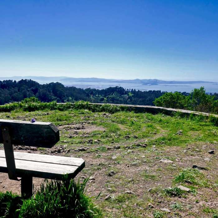 Near Seaview Trail to Inspiration Point