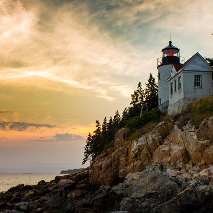 Near Bass Harbor Head Light Access