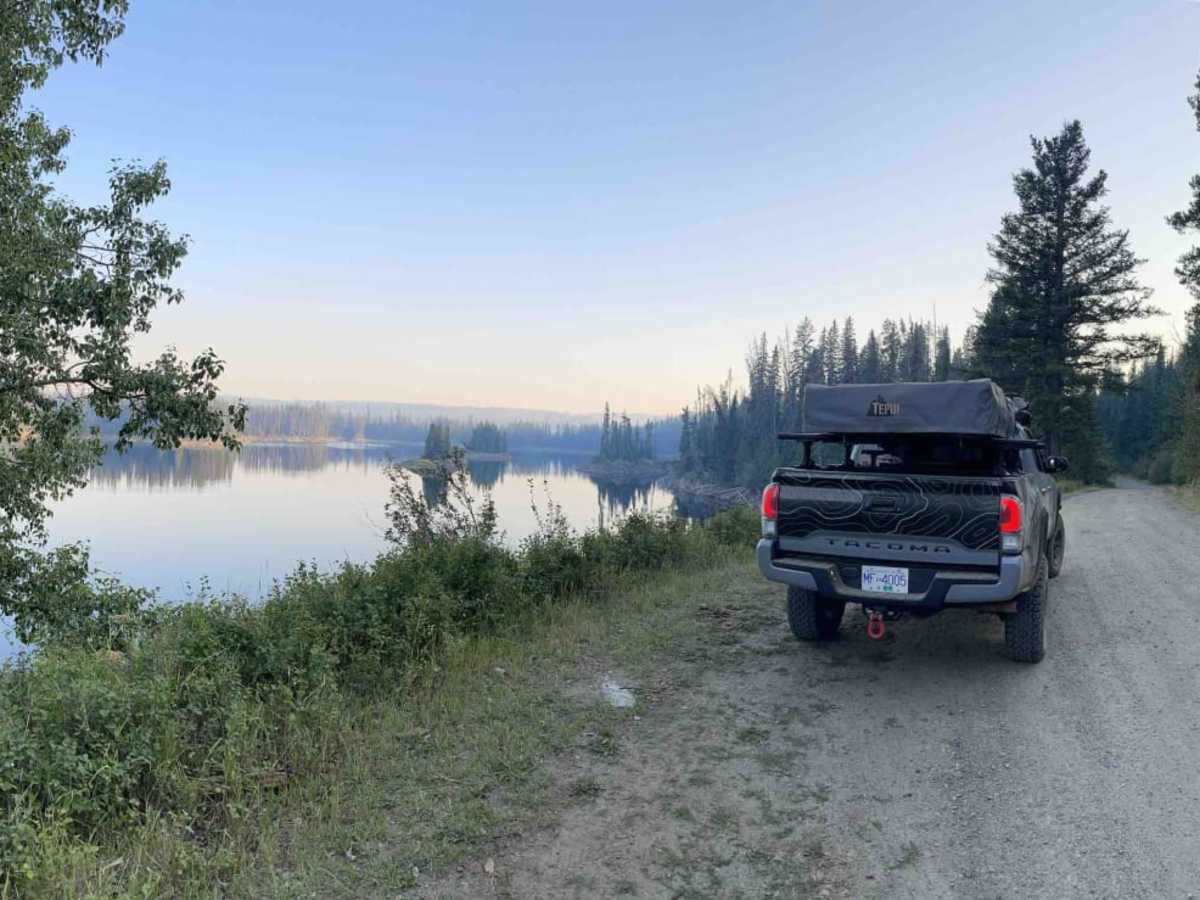 Oyama Lake FSR trail photo