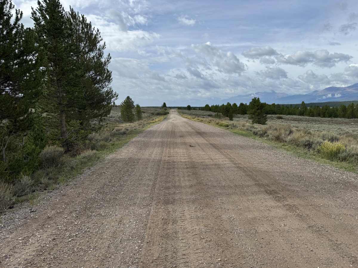 Lake County Road 18 photo 2
