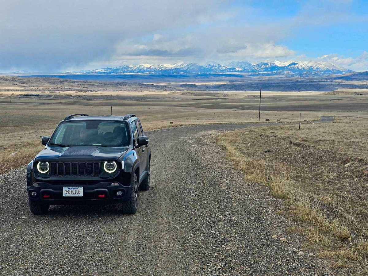 Livingston Peak Road photo 2