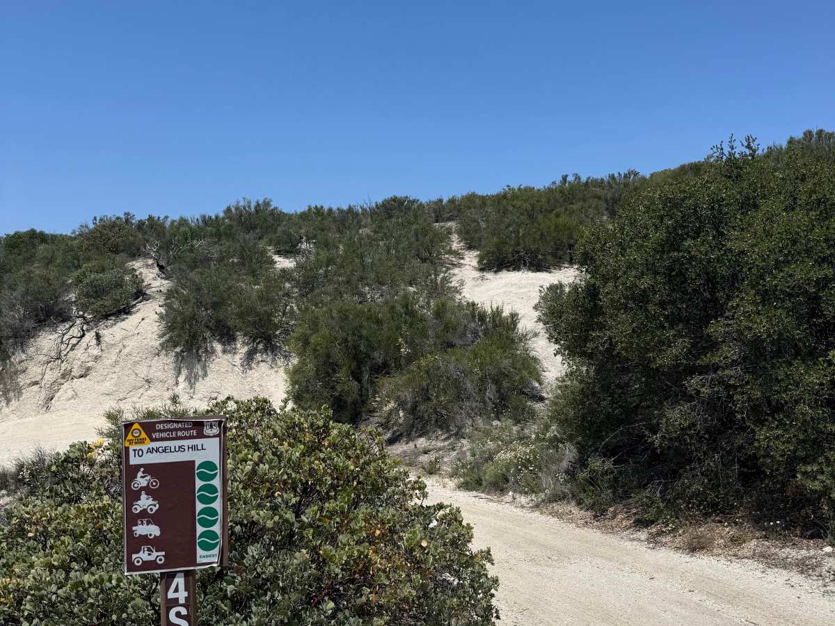 4S19 Angelus Hill trail photo