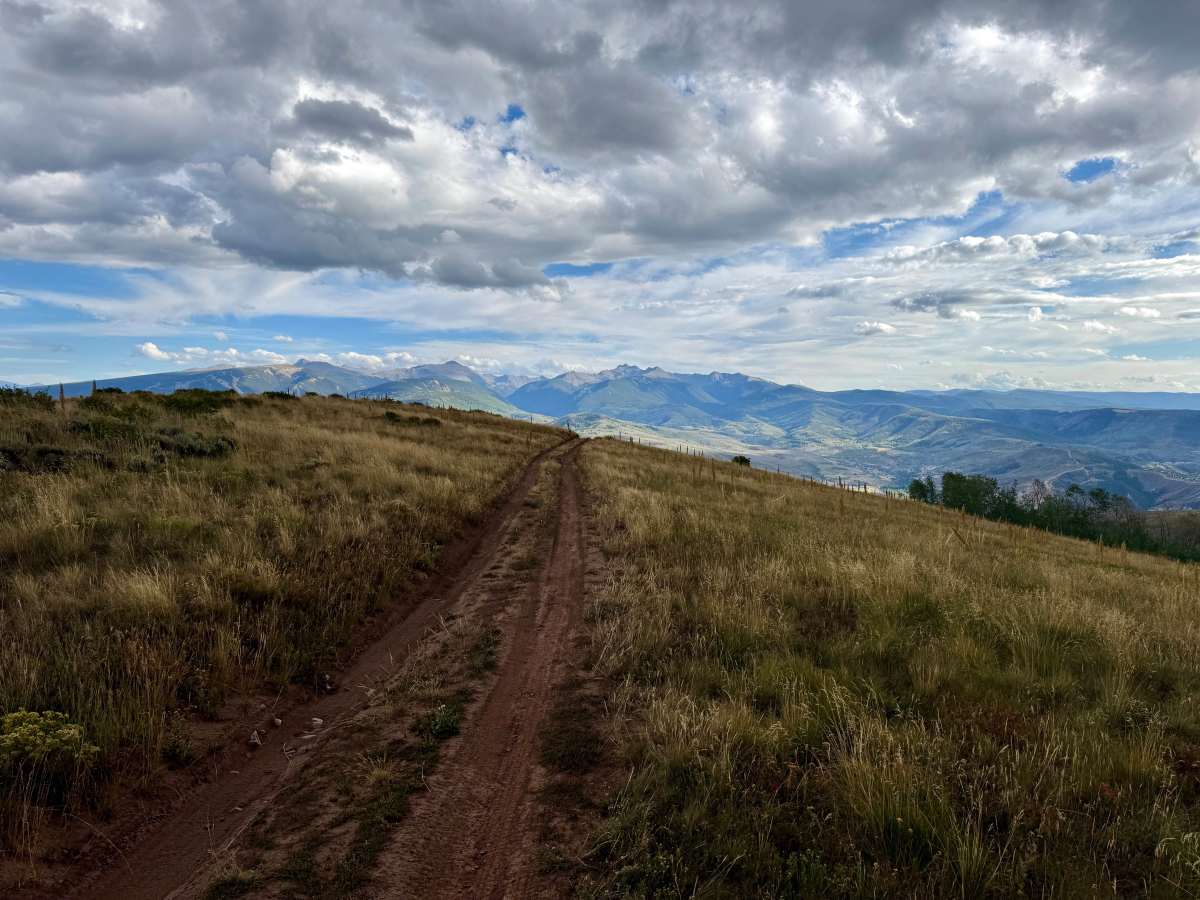 Beard Creek Road trail photo