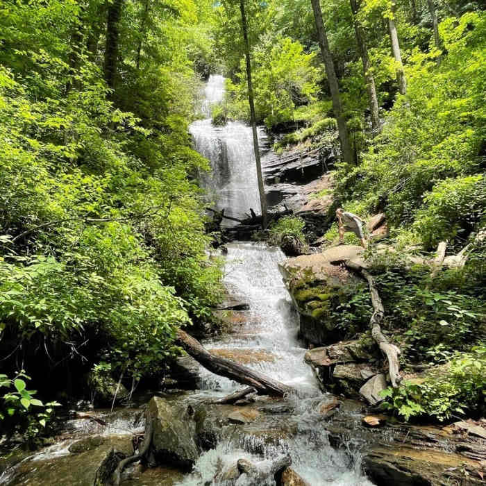 One of the "Twins". There is another really big one to the right! Near Twin Falls Out-and-Back