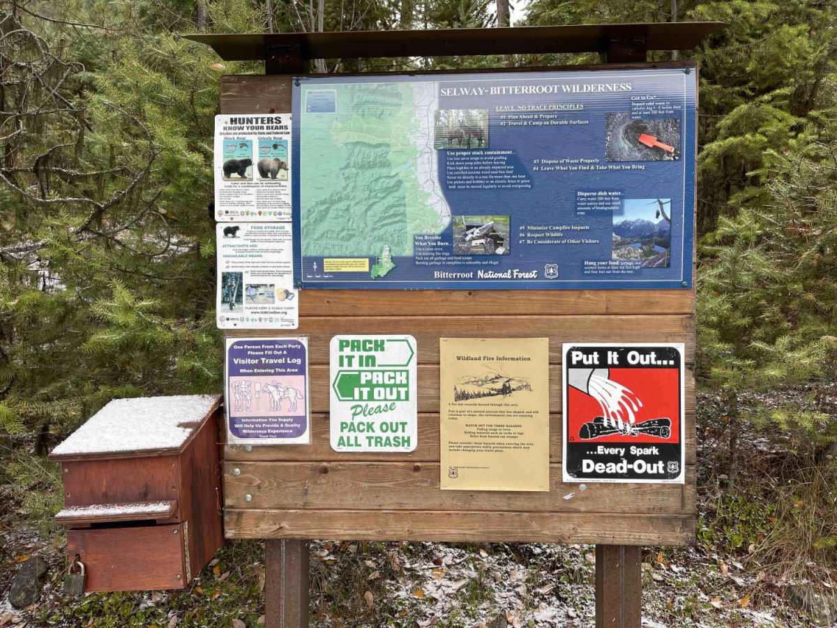 Trapper Creek Trailhead photo 2