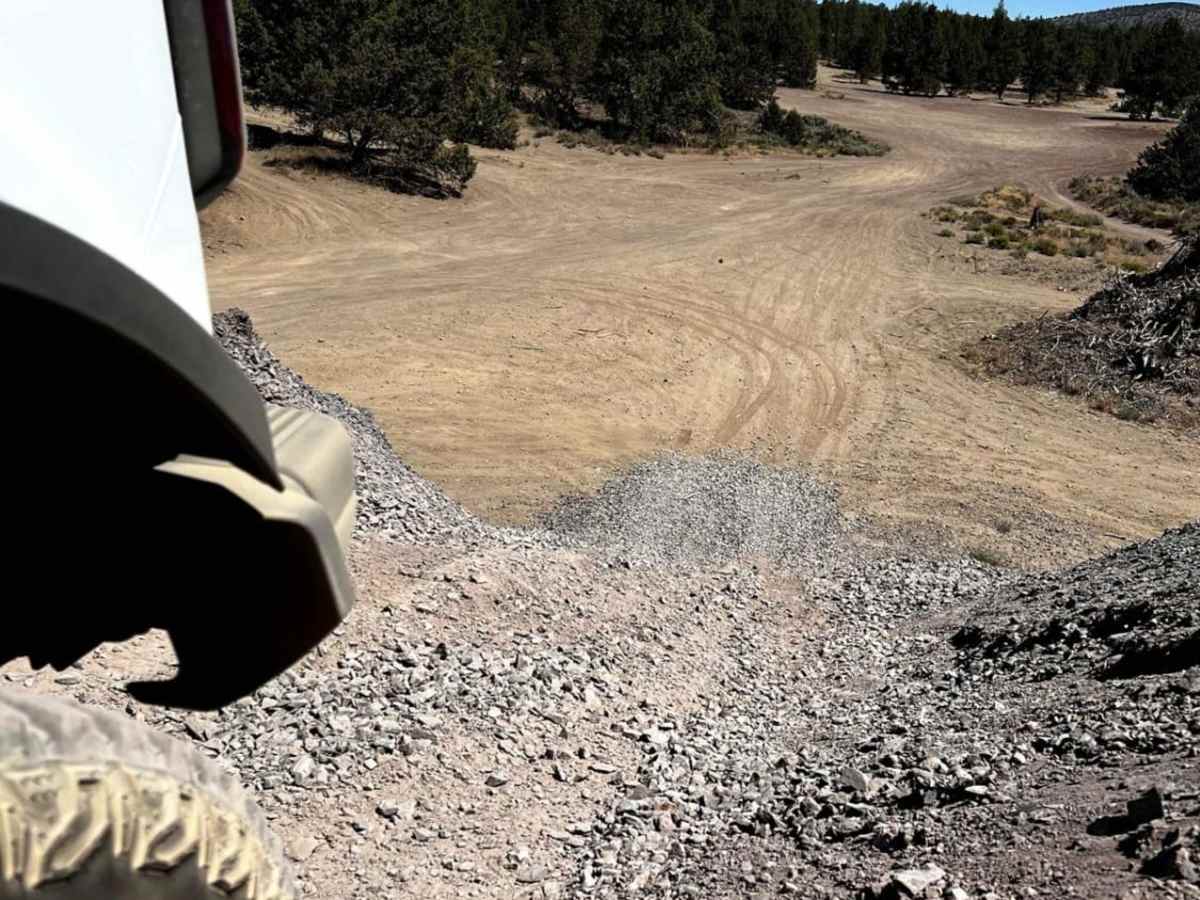 Cline Buttes Flow Trail photo 3
