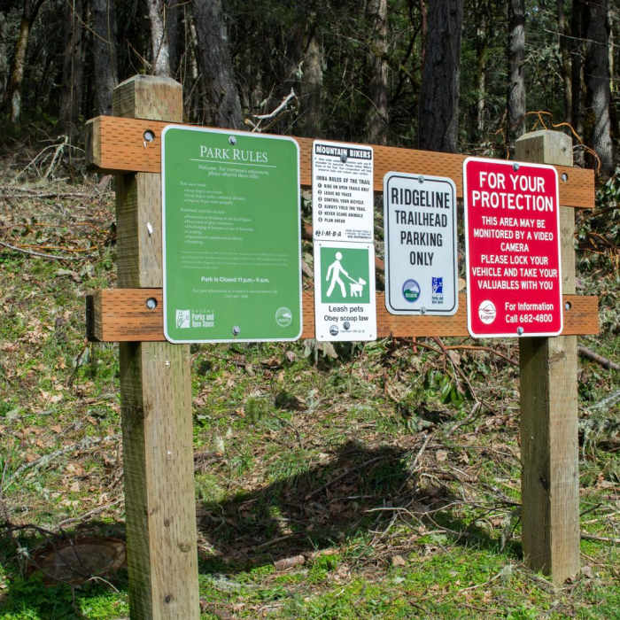 Near Ridgeline Trail System: Fox Hollow Trailhead