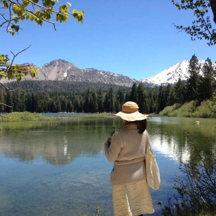 Near Manzanita Lake Loop