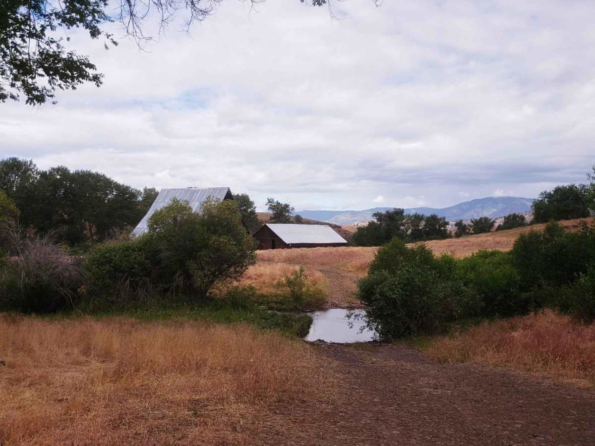 Murderers Creek Ranch photo 5