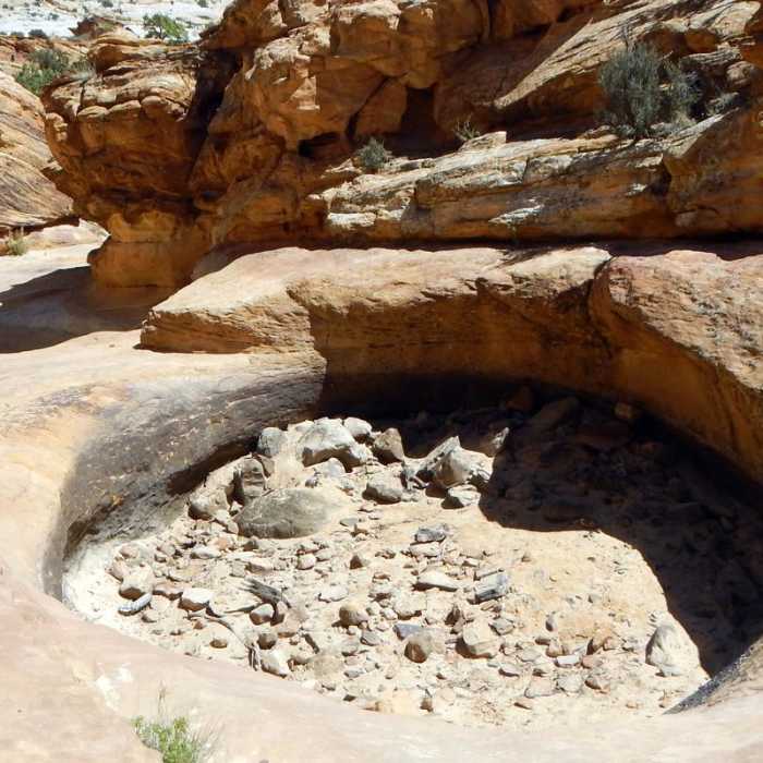 Near Capitol Gorge to the Tanks